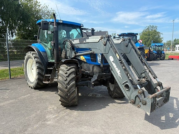 New Holland TS 135 A