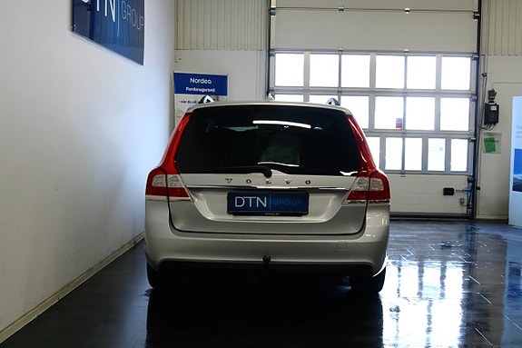 Volvo V70 4 of 20