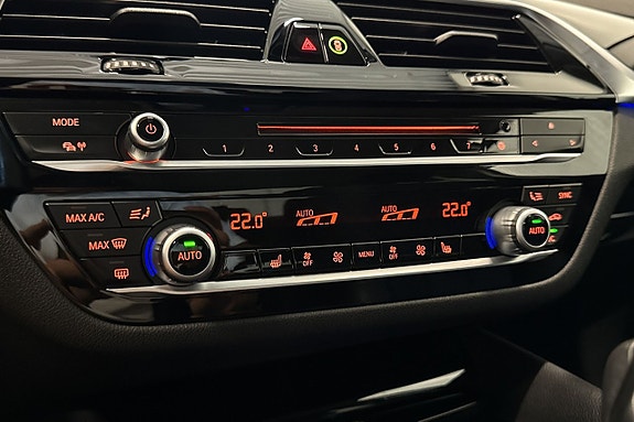 BMW 530e 16 of 19
