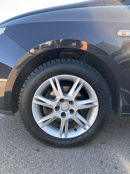 Seat Ibiza 3 of 5