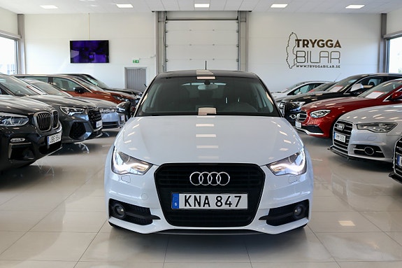 Audi A1 2 of 5