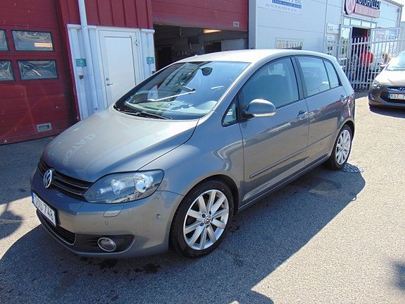 Volkswagen Golf Plus 2 of 8