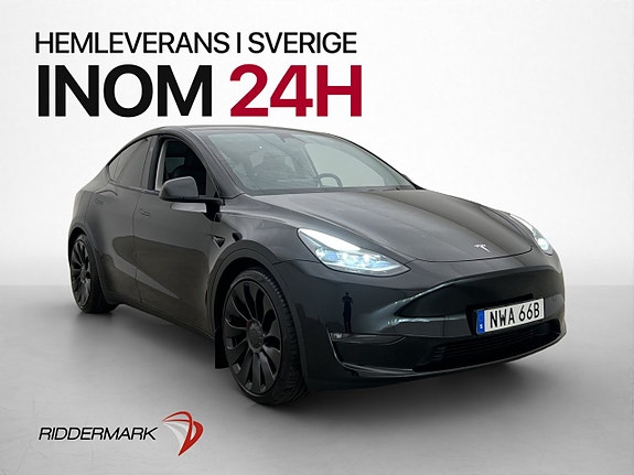 Tesla Model Y 3 of 5