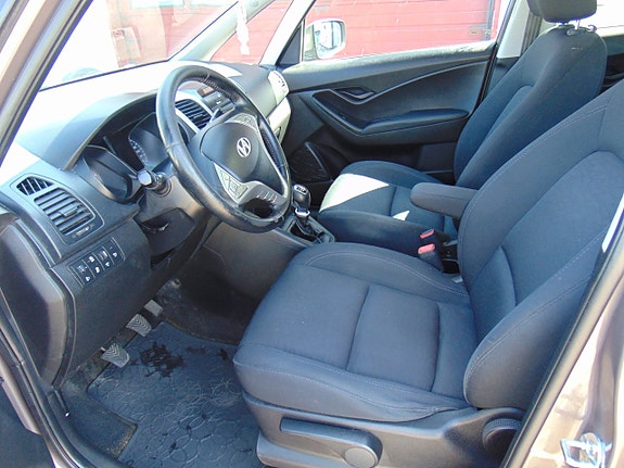 Hyundai ix20 8 of 12