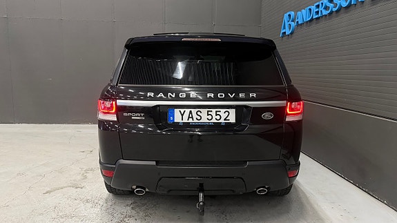 Land Rover Range Rover Sport 8 of 30