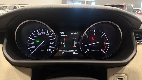 Land Rover Range Rover Sport 26 of 30