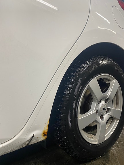 Toyota Auris 10 of 12