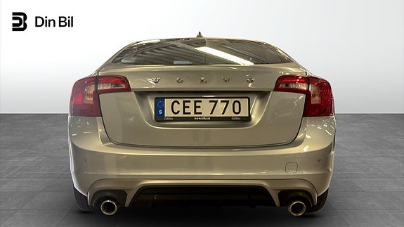 Volvo S60 5 of 5