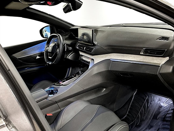 Peugeot 5008 14 of 19