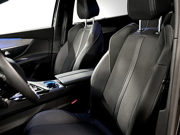 Peugeot 5008 4 of 5