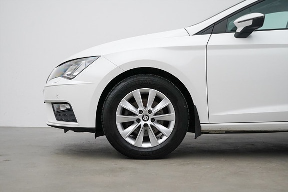 Seat Leon 2 of 5