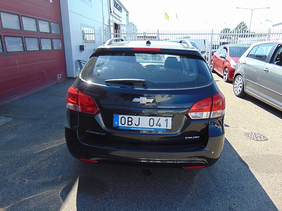 Chevrolet Cruze 6 of 10