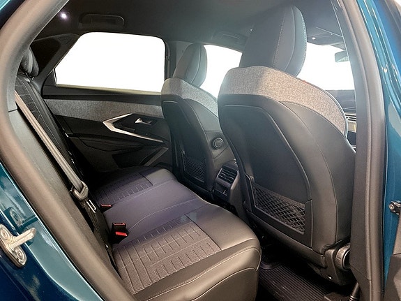 Peugeot 3008 14 of 17