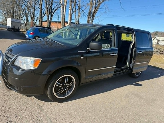 Chrysler Grand Voyager 3 of 6