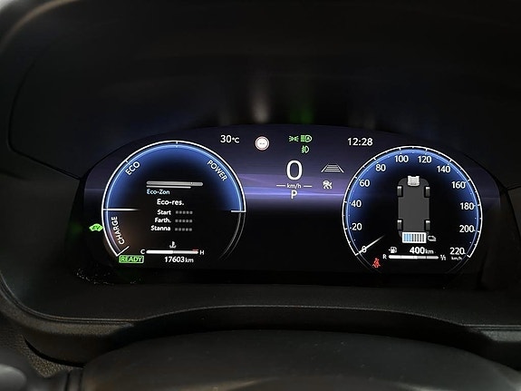 Toyota Yaris Cross 14 of 18