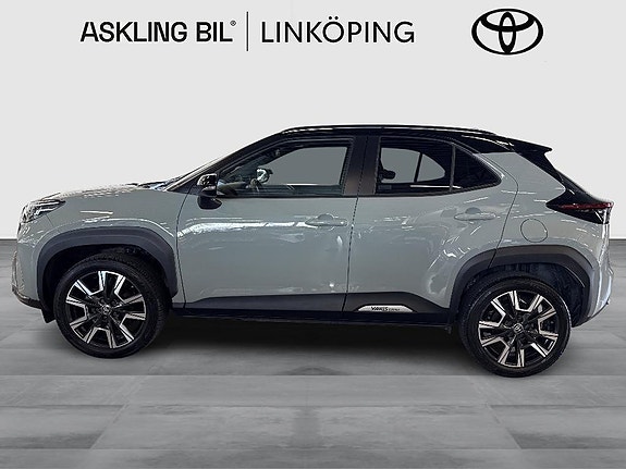 Toyota Yaris Cross 4 of 18