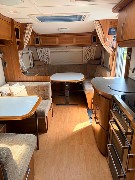 KABE Royal 720 GXL KS 9 of 14