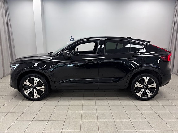 Volvo C40 2 of 5