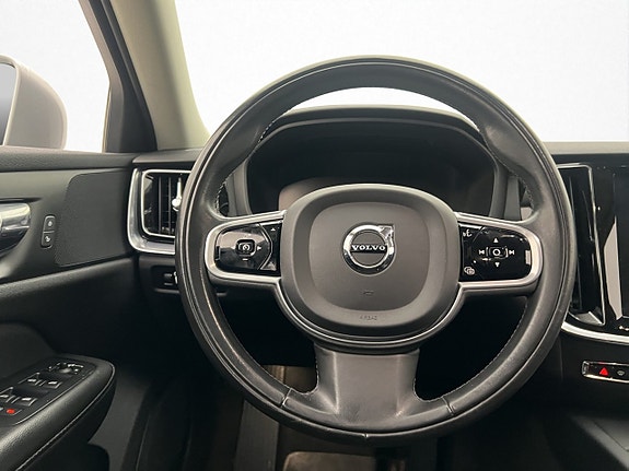Volvo V60 14 of 30