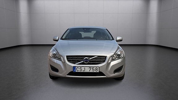 Volvo S60 8 of 20
