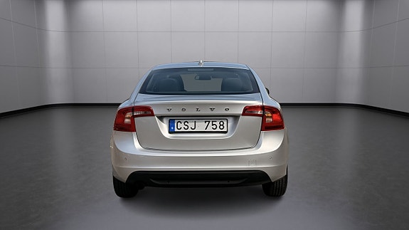 Volvo S60 4 of 20