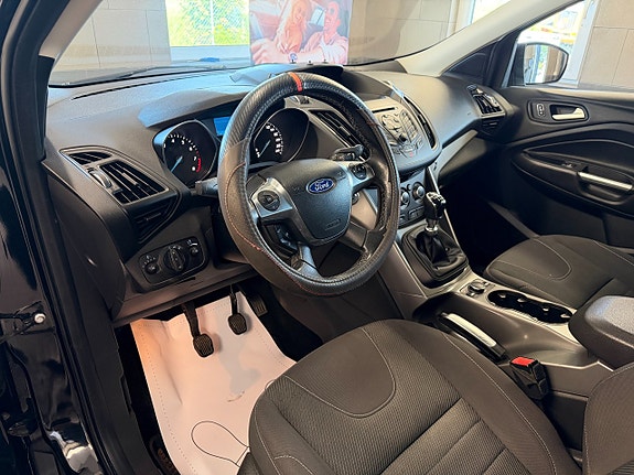 Ford Kuga 8 of 13