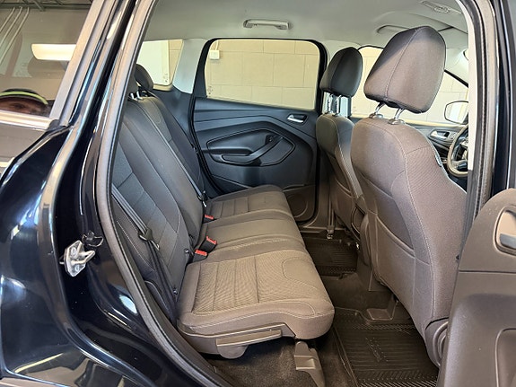 Ford Kuga 12 of 13