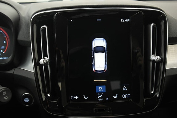Volvo XC40 11 of 20