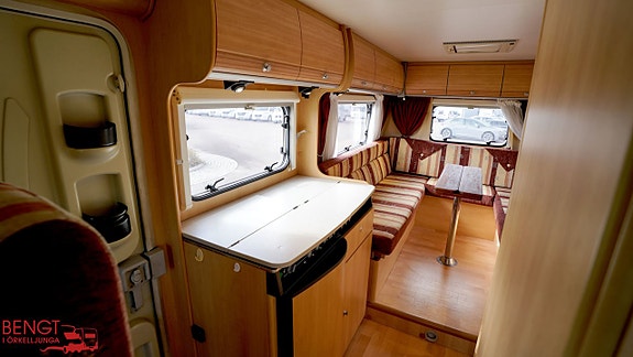 Dethleffs Globebus 3 | Stor sittgrupp | Under 6 meter 15 of 21