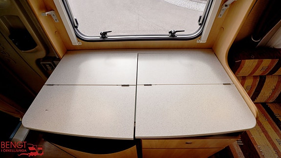 Dethleffs Globebus 3 | Stor sittgrupp | Under 6 meter 10 of 21