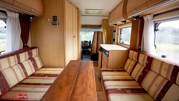 Dethleffs Globebus 3 | Stor sittgrupp | Under 6 meter 7 of 21