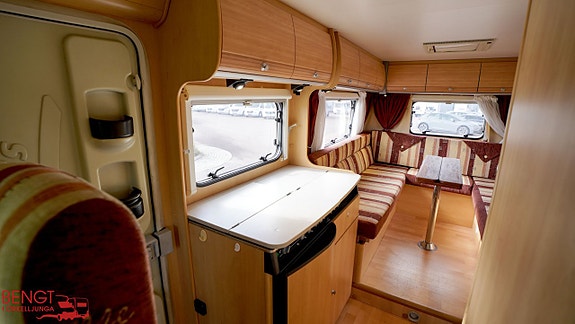Dethleffs Globebus 3 | Stor sittgrupp | Under 6 meter 16 of 21