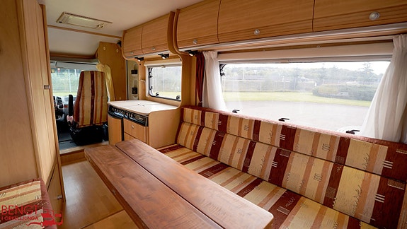 Dethleffs Globebus 3 | Stor sittgrupp | Under 6 meter 8 of 21