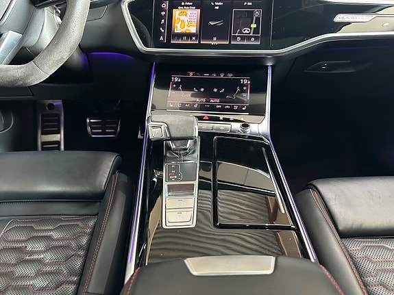 Audi RS6 13 of 24