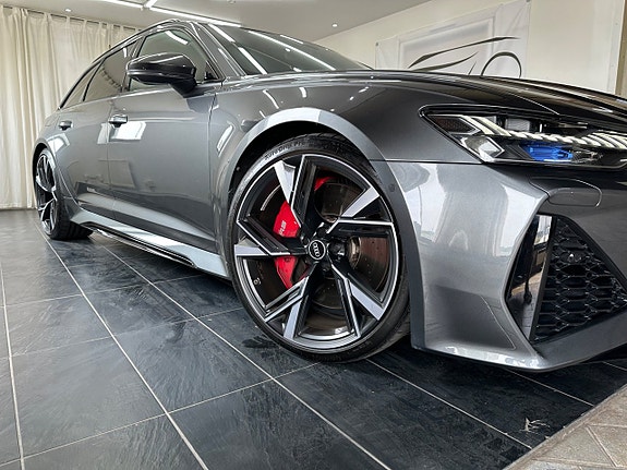 Audi RS6 2 of 5