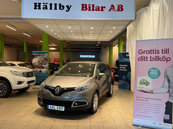 Renault Captur 2 of 12