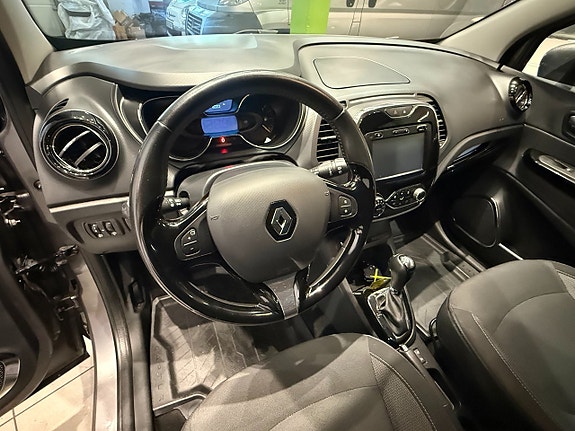 Renault Captur 9 of 12