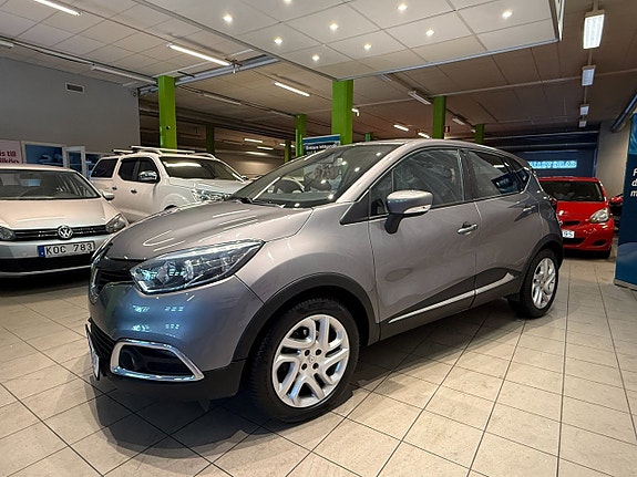 Renault Captur 3 of 12