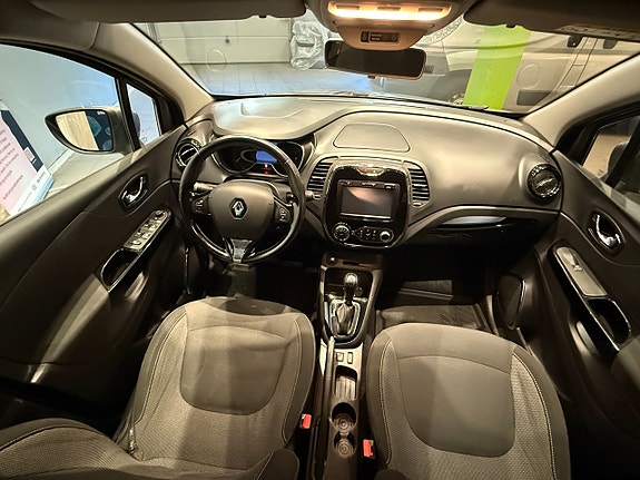 Renault Captur 12 of 12