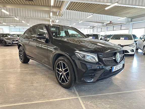 Mercedes-Benz GLC220 d 2 of 5