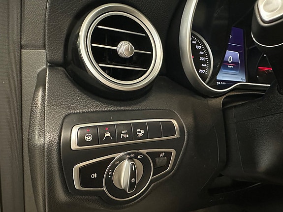 Mercedes-Benz GLC220 d 14 of 21