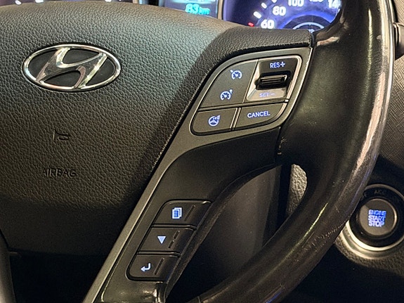 Hyundai Santa Fe 22 of 30