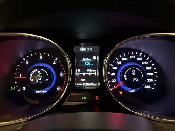Hyundai Santa Fe 30 of 30