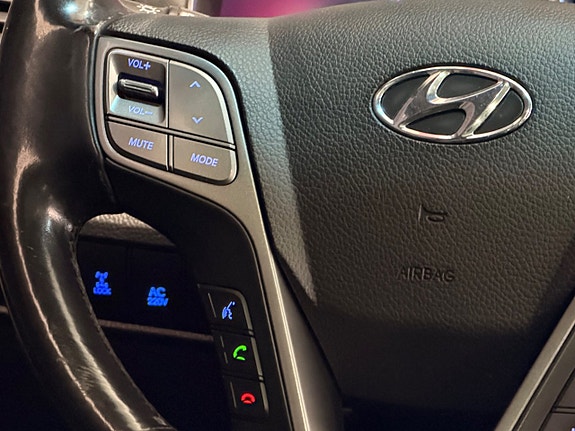 Hyundai Santa Fe 21 of 30