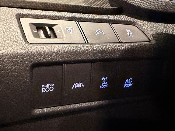 Hyundai Santa Fe 29 of 30