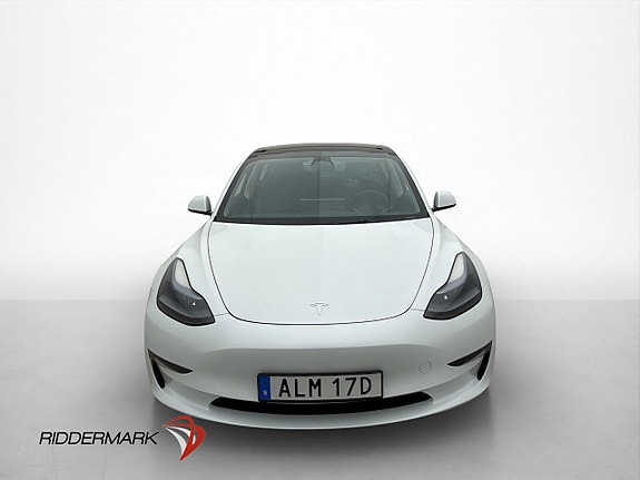 Tesla Model 3 9 of 30