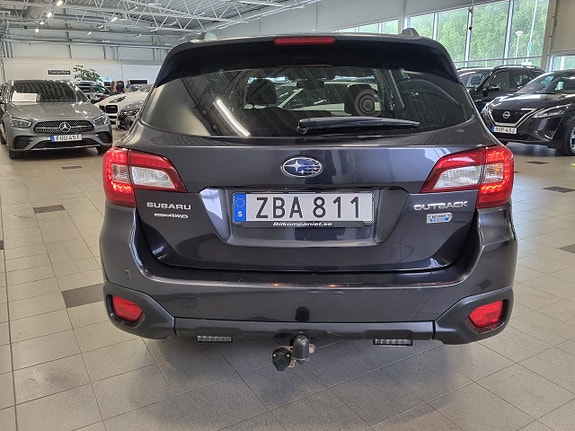 Subaru Outback 5 of 5