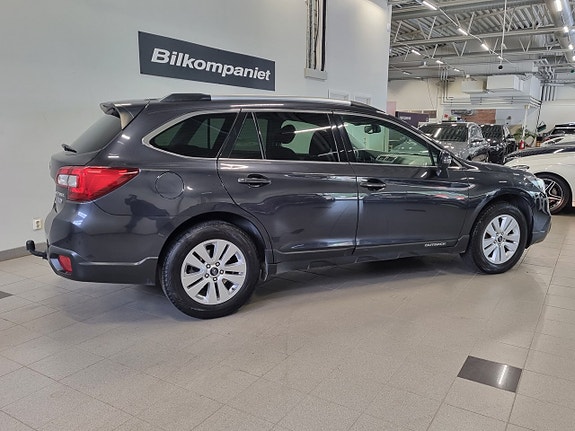 Subaru Outback 3 of 5