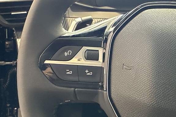 Peugeot 208 16 of 30