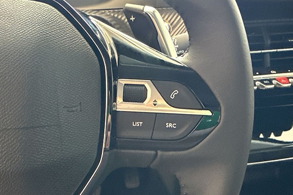 Peugeot 208 15 of 30